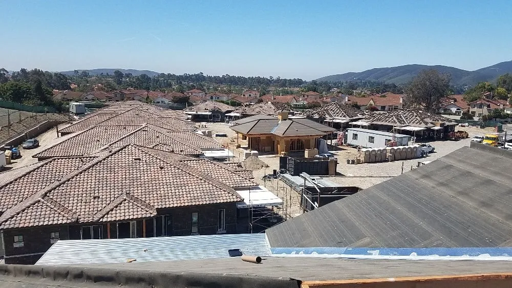 Slide of Eberhard Benton Roofing