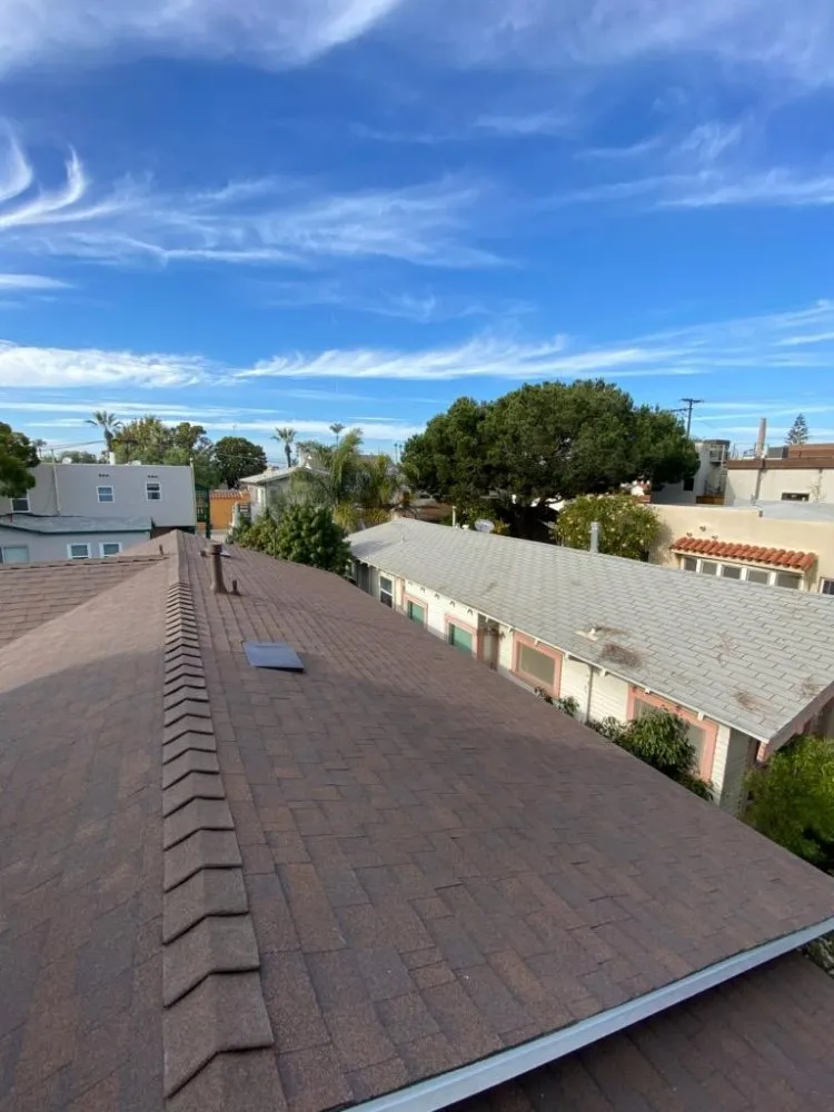 Slide of Eberhard Benton Roofing