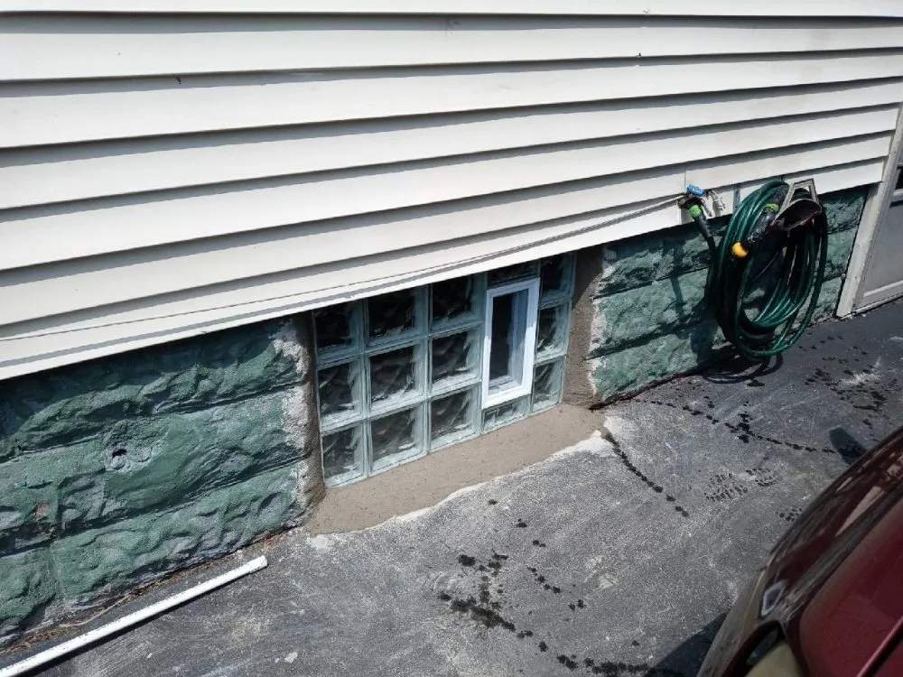 Slide of EC Home Renovations