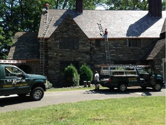 Slide of E.C. Kardelis General Contracting