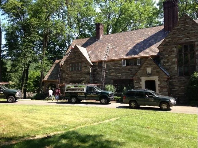 Slide of E.C. Kardelis General Contracting