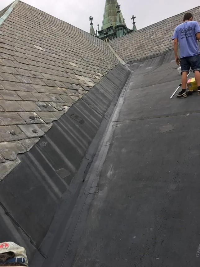 Slide of E.C. Kardelis General Contracting