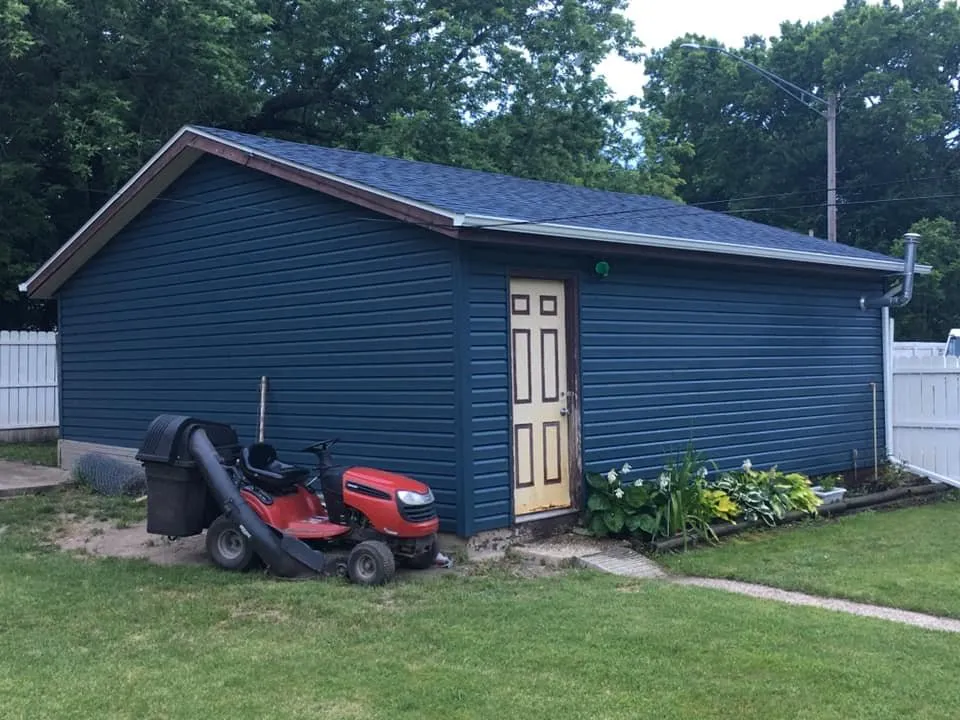 Slide of EC Roofing & Siding