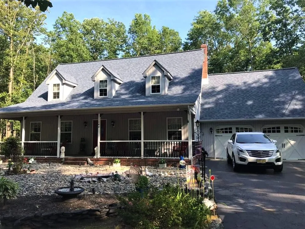 Slide of ECC Roofing & Siding