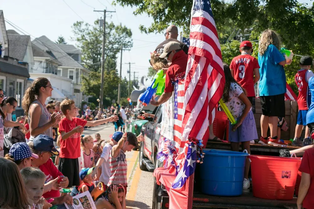 Slide of ECC Roofing & Siding