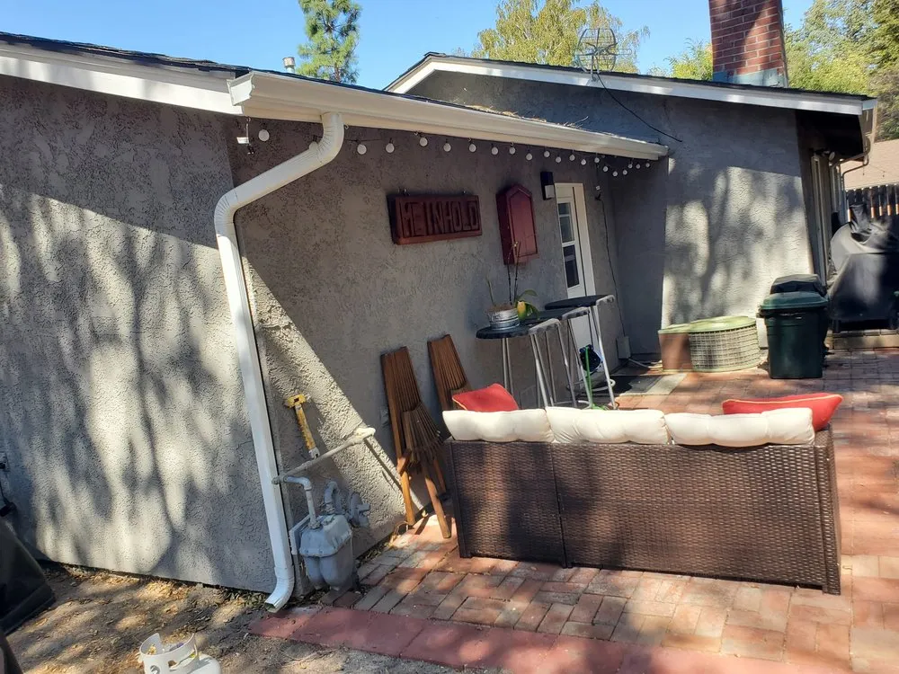 Slide of Echevarria Roofing