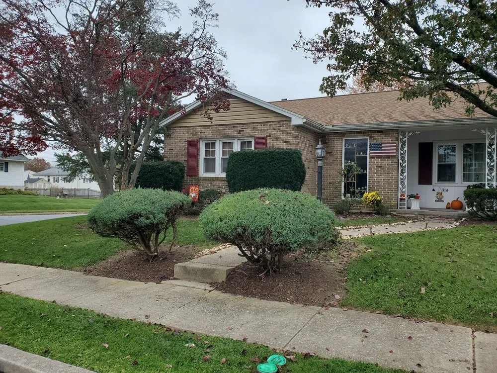 Slide of Echo Valley Roofing