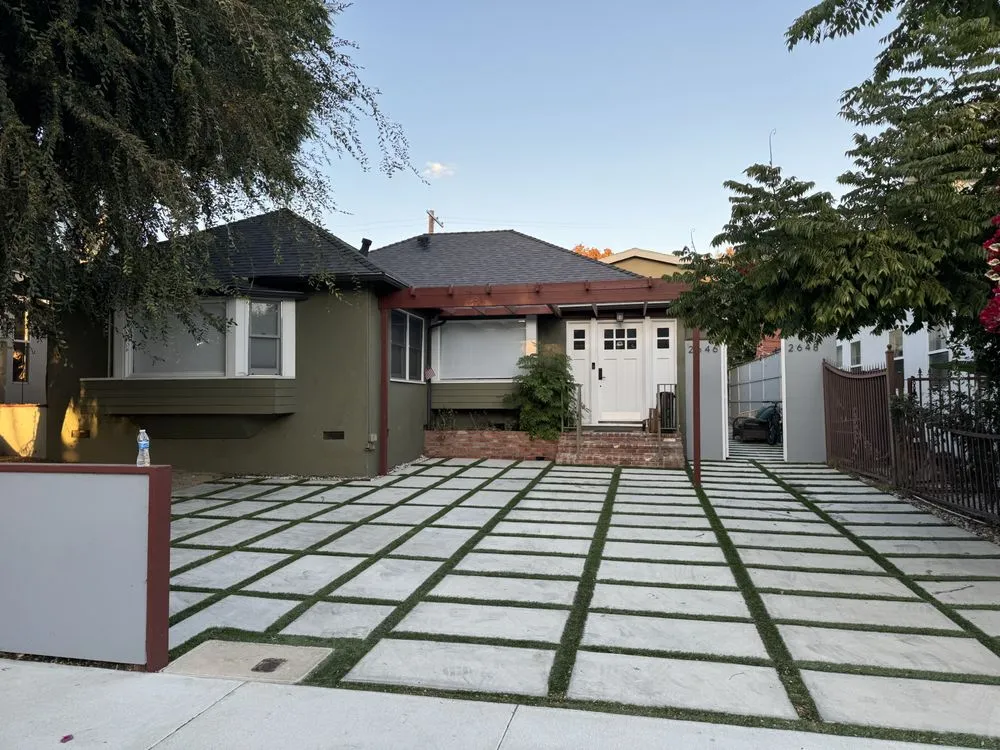 Slide of Eclipse Remodeling & Roofing