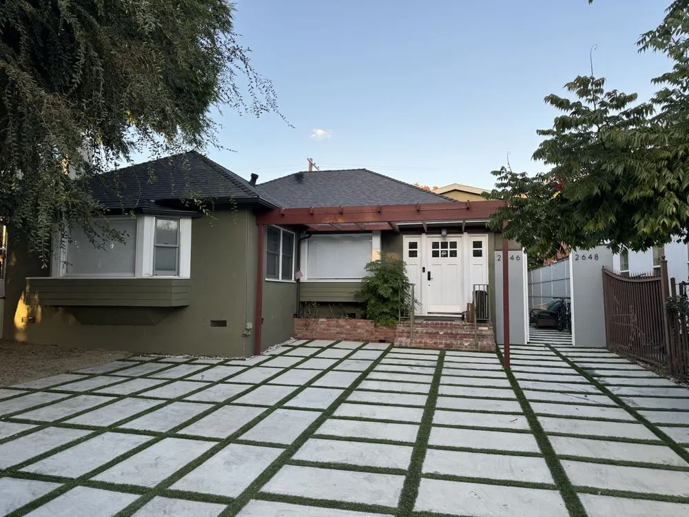 Slide of Eclipse Remodeling & Roofing