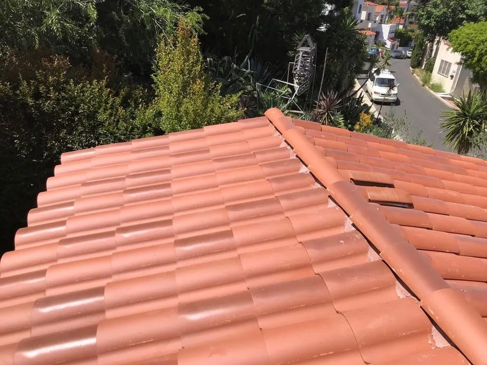 Slide of Eclipse Remodeling & Roofing