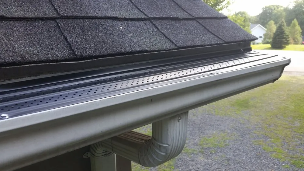 Slide of Ecoclean Property Services