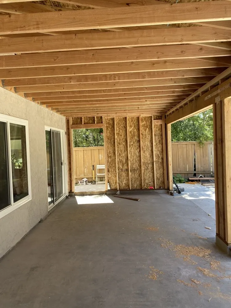 Slide of Economico Construction