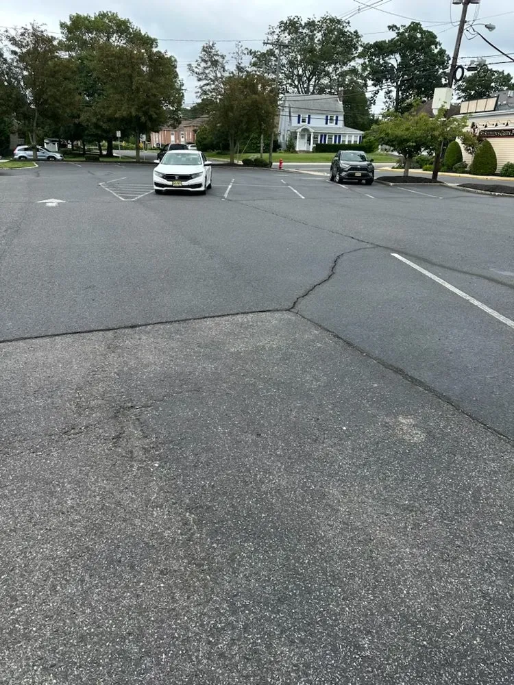 Slide of Economy Asphalt & Roofing