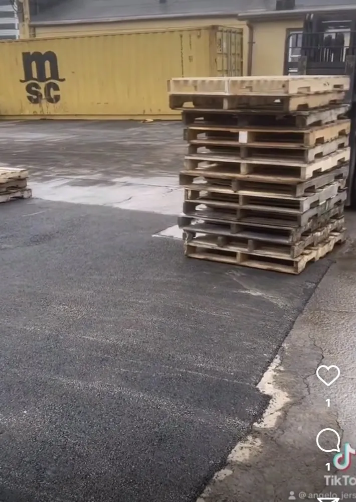 Slide of Economy Asphalt & Roofing