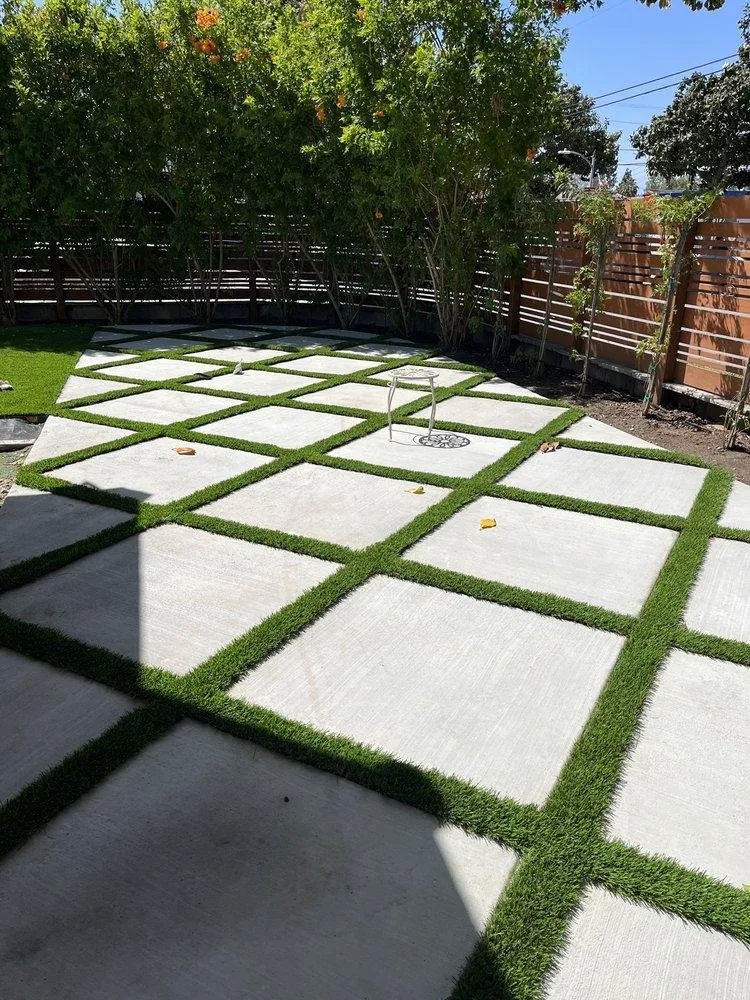 Slide of Ecosmart Development & Construction