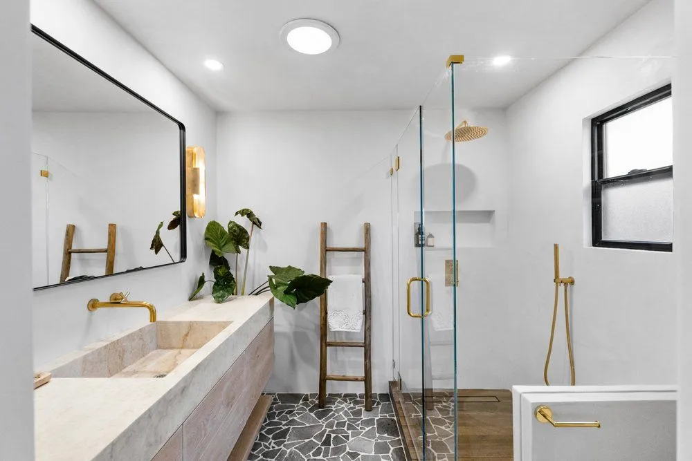 Slide of Ecosmart Development & Construction