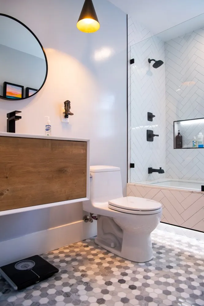 Slide of EcoStar Remodeling & Construction - Renton