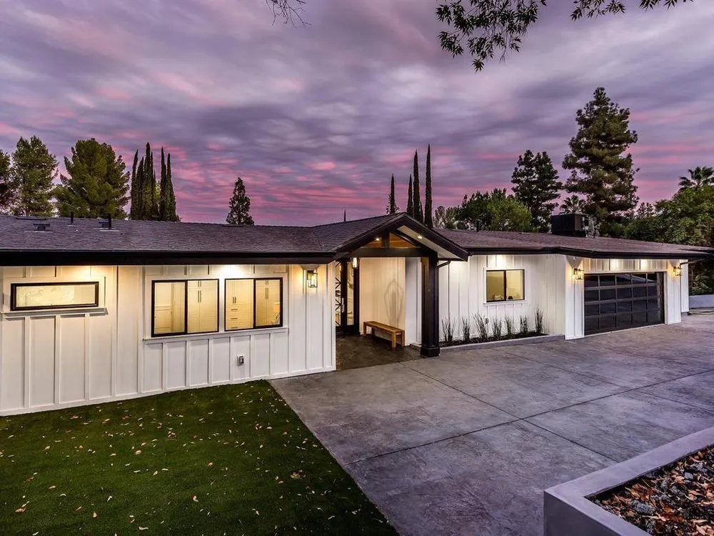 Slide of EcoStar Remodeling & Construction