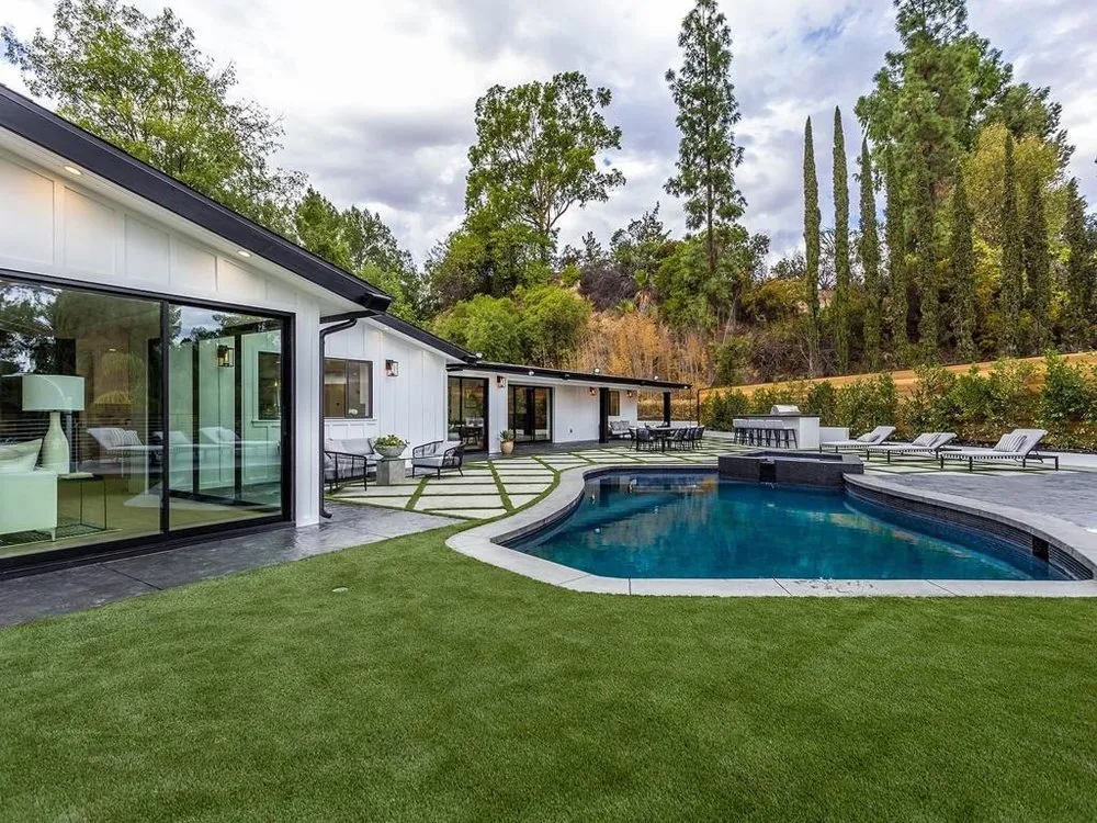 Slide of EcoStar Remodeling & Construction