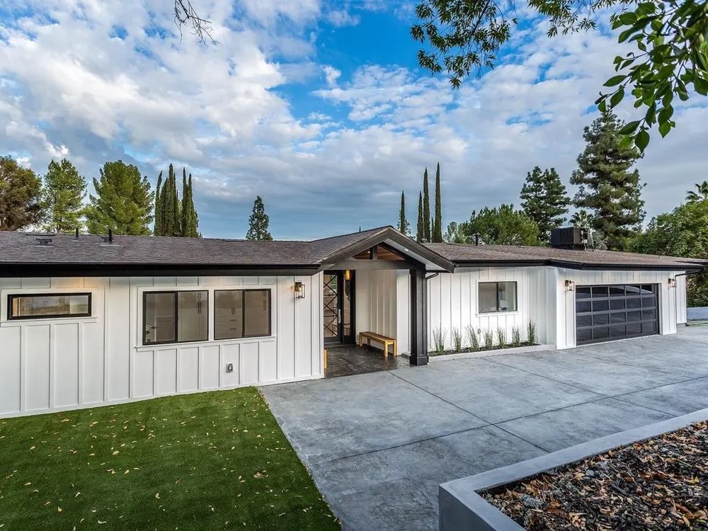 Slide of EcoStar Remodeling & Construction