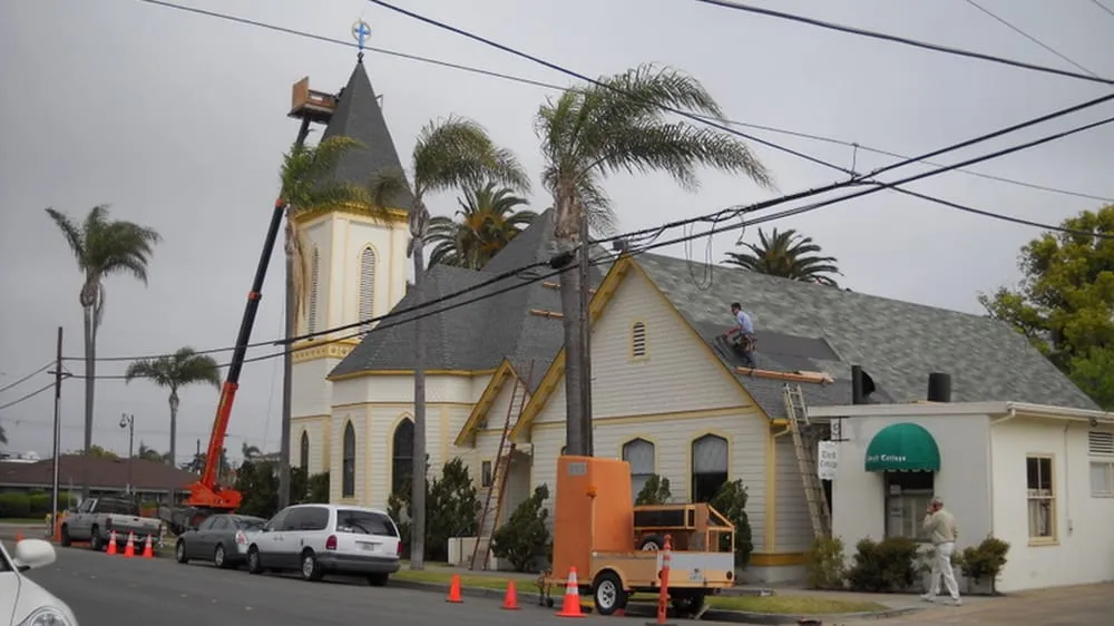 Slide of ECR Roofing & Solar