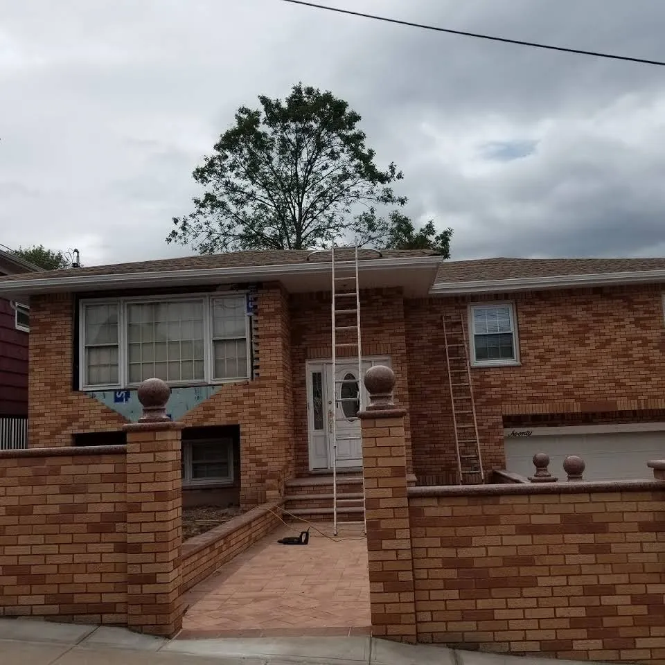 Slide of Ecua General Contractors