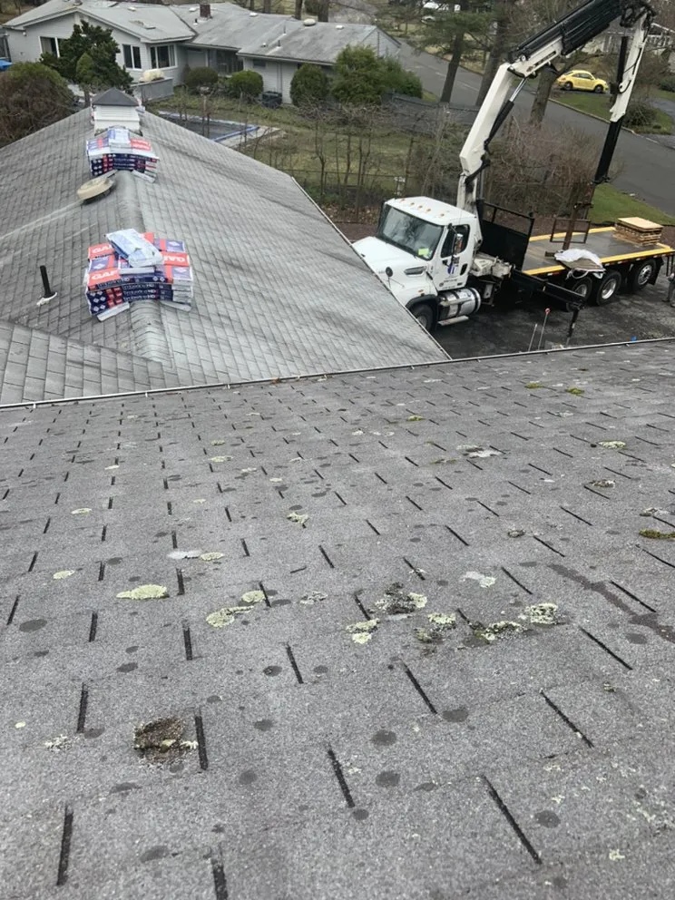 Slide of Ecua Roofing Costruction