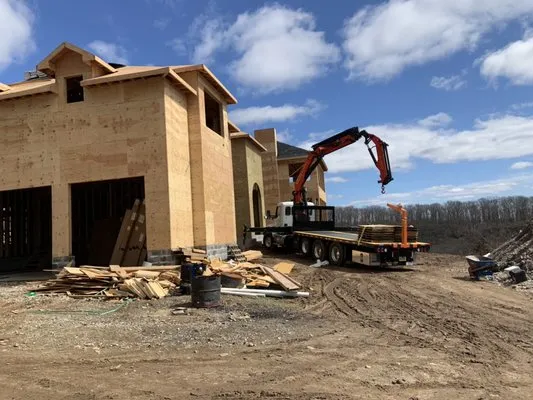 Ecua Roofing Costruction