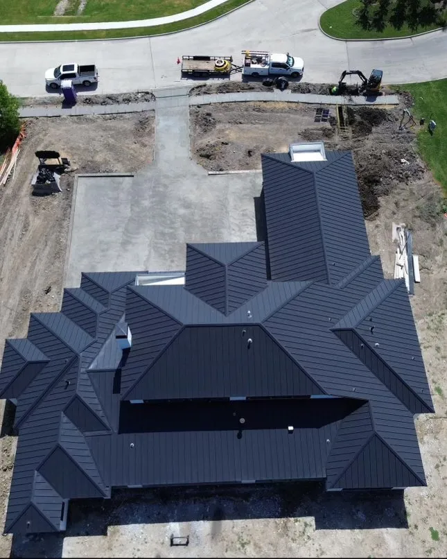 Slide of E&D Premier Roofing & Solar