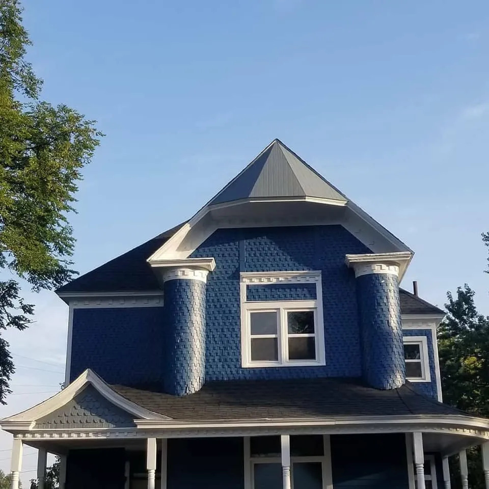 Slide of Eddie's Exterior Solutions