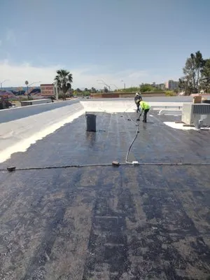 Eddies Roofing  Logo