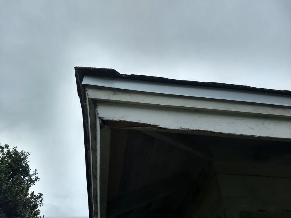 Slide of Eddies Roofing