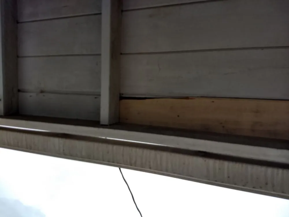 Slide of Eddies Roofing