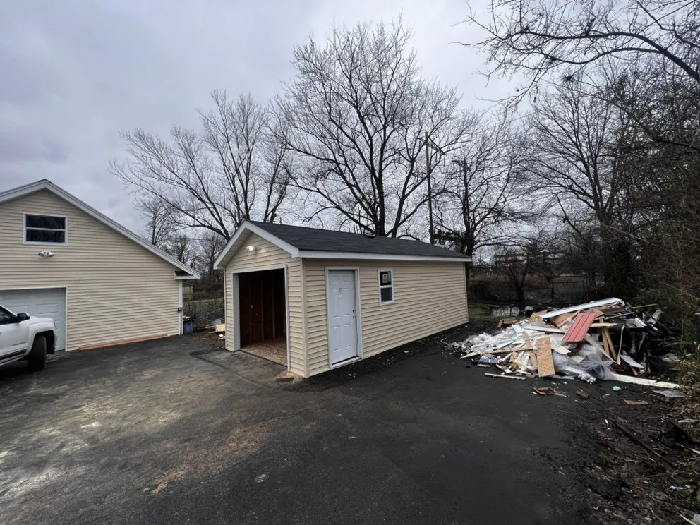 Slide of Eddy General Contractor