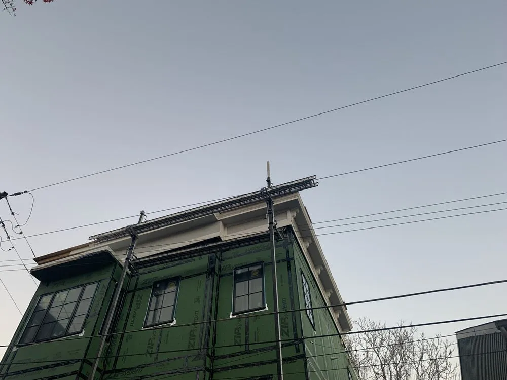 Slide of Eddys Construction