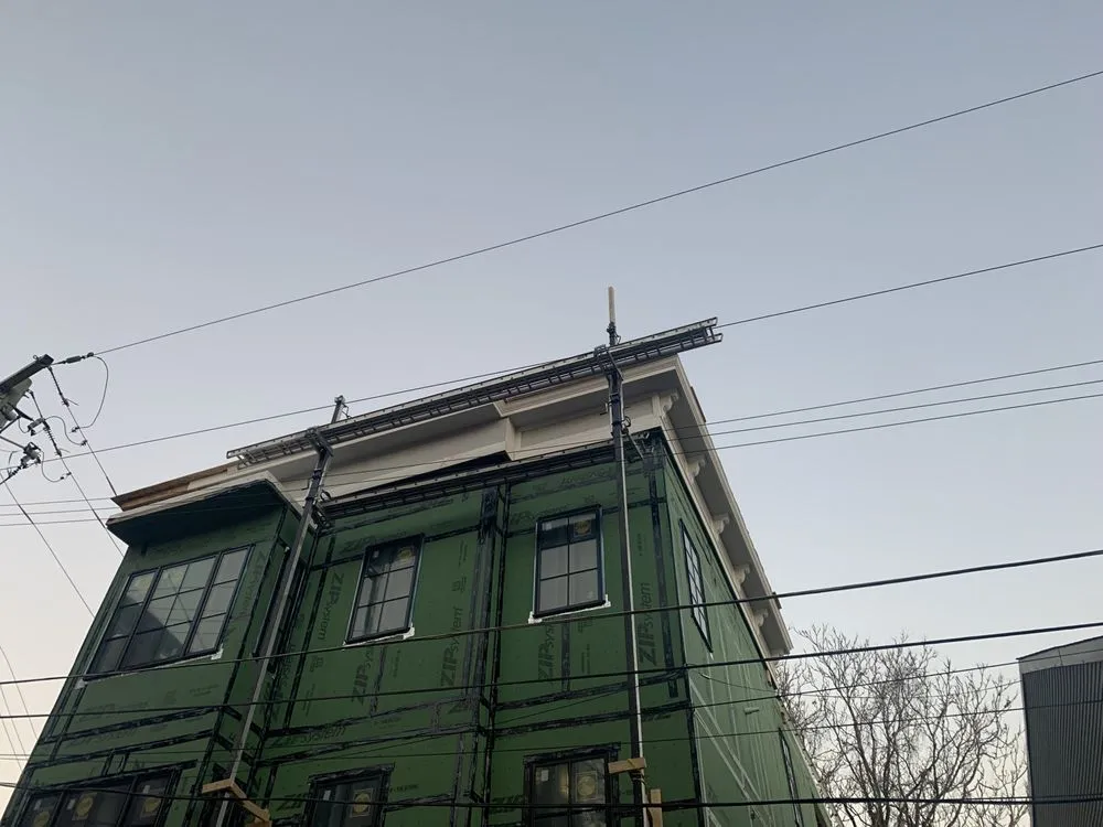 Slide of Eddys Construction