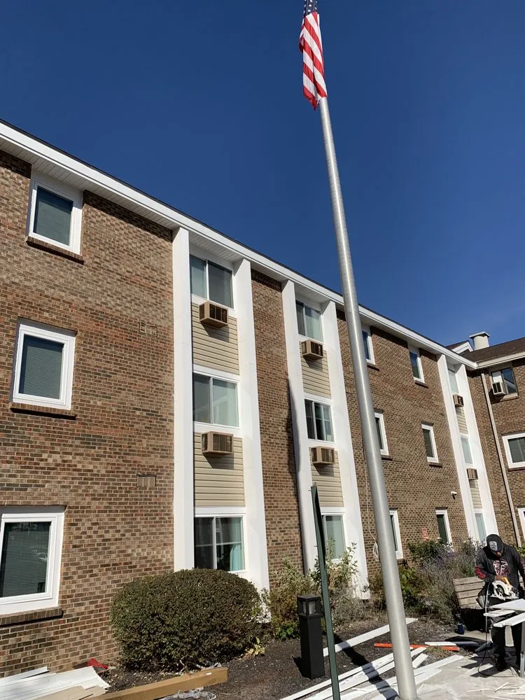 Slide of Eddys Construction