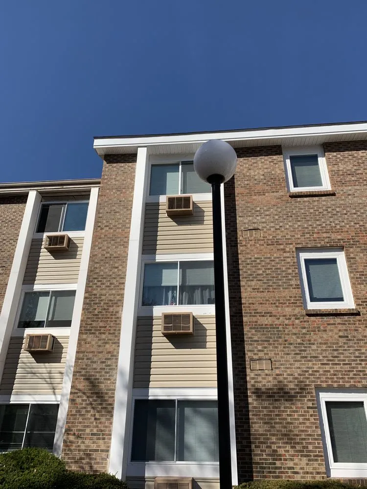 Slide of Eddys Construction