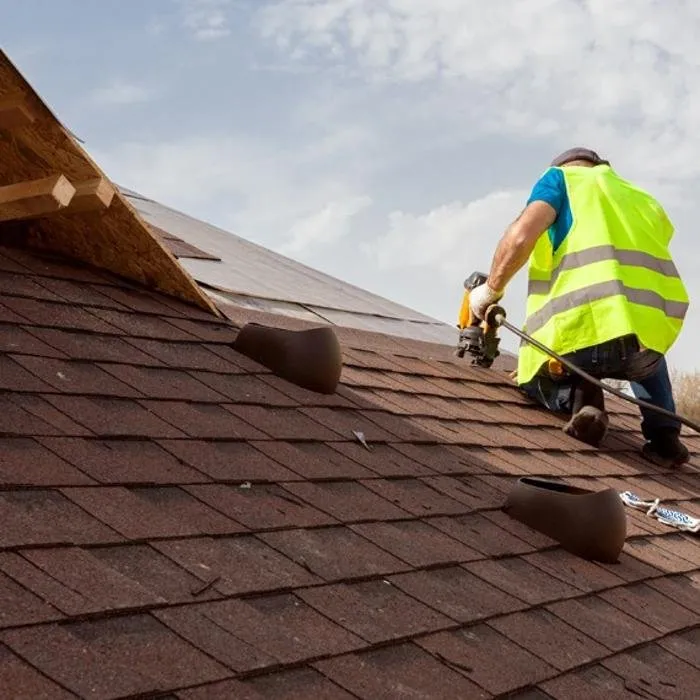 Slide of Edgar Romero Roofing