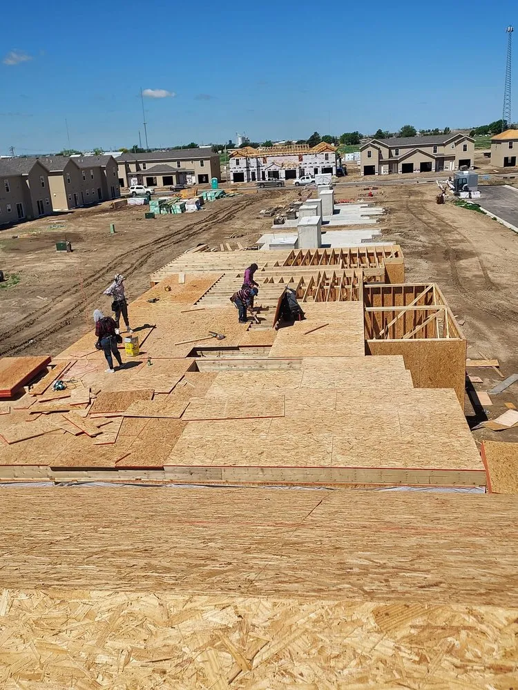 Slide of Edi Remodeling and Roofing