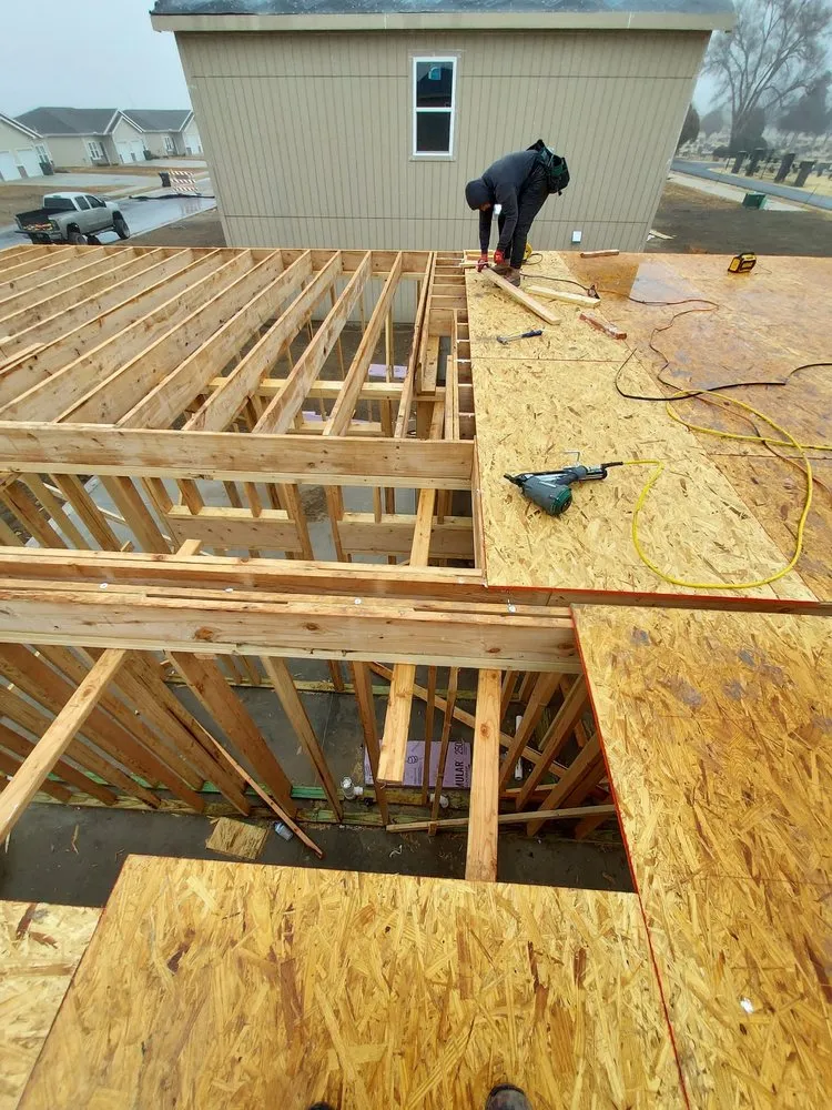 Slide of Edi Remodeling and Roofing