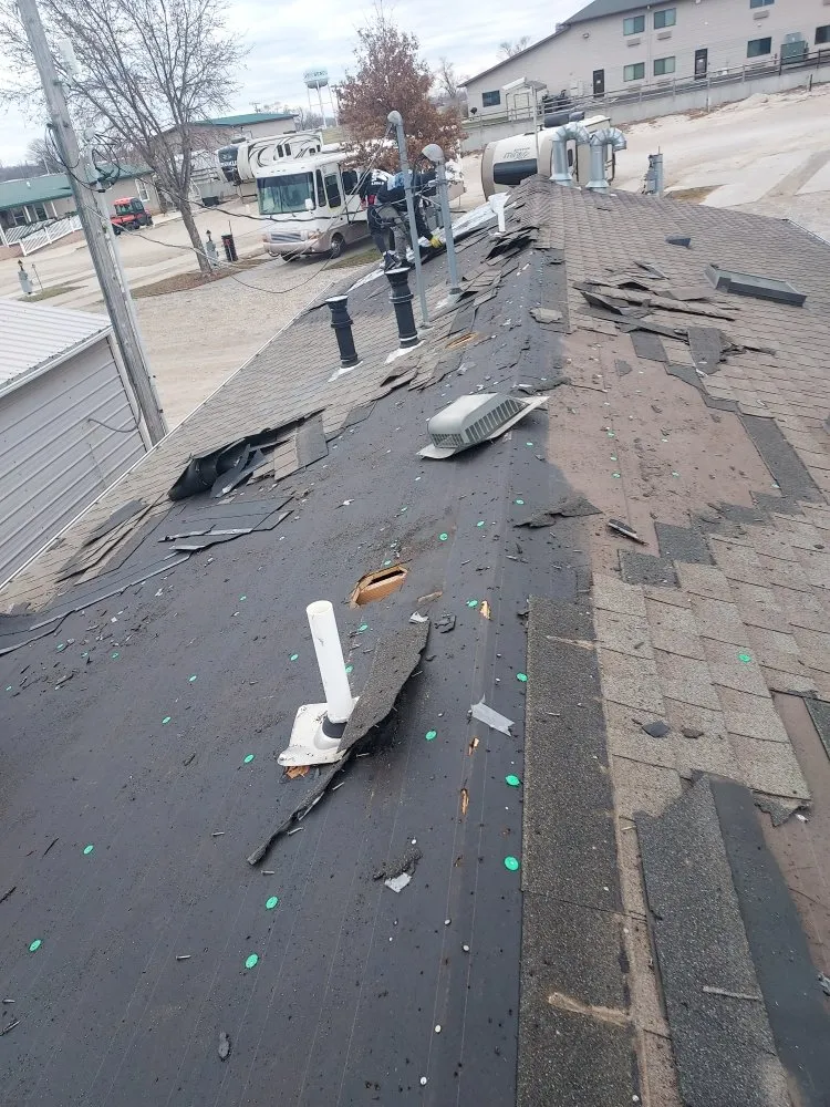 Slide of Edi Remodeling and Roofing