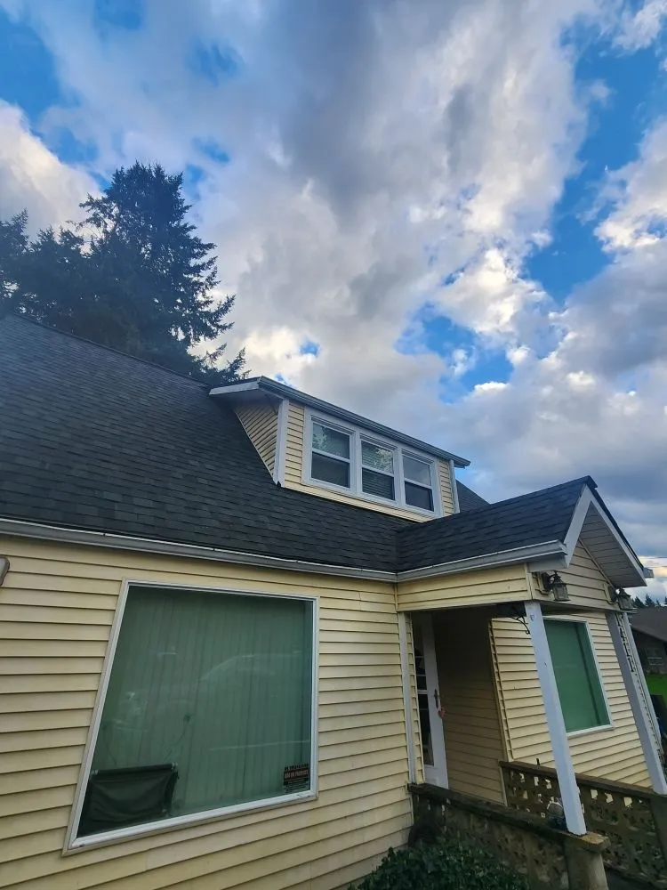 Slide of Edificar Construction