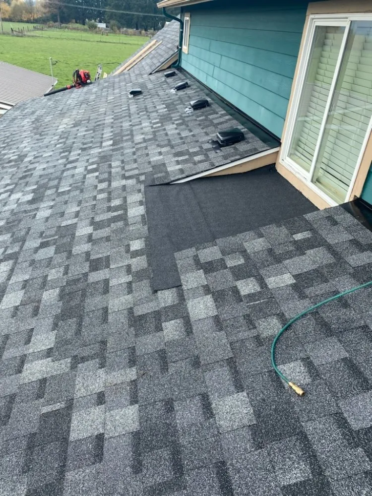 Slide of Edificar Construction