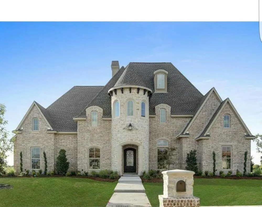 Top-rated roof leak repair in Carollton, TX - Edifice Contractors