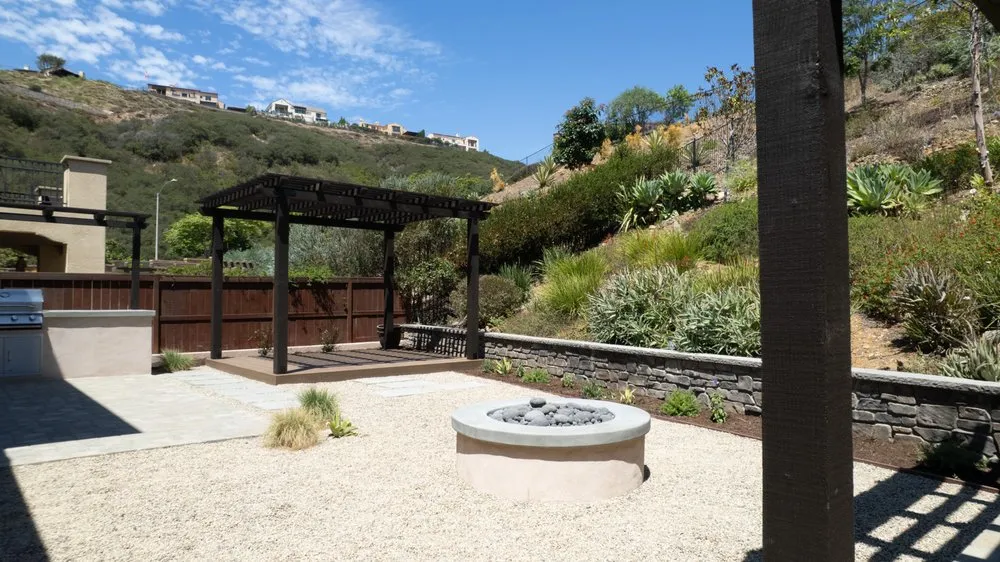 Slide of Edosy Construction