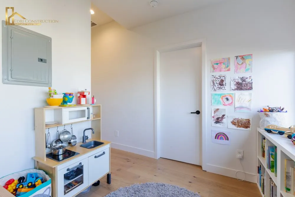 Slide of Edri Construction