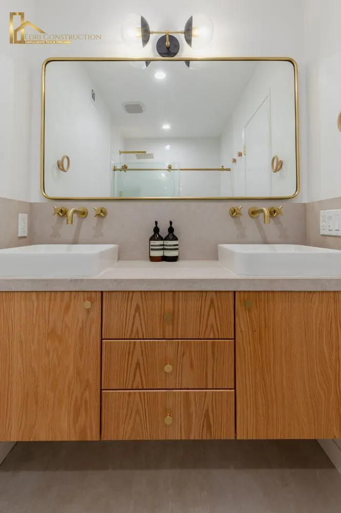 Slide of Edri Construction