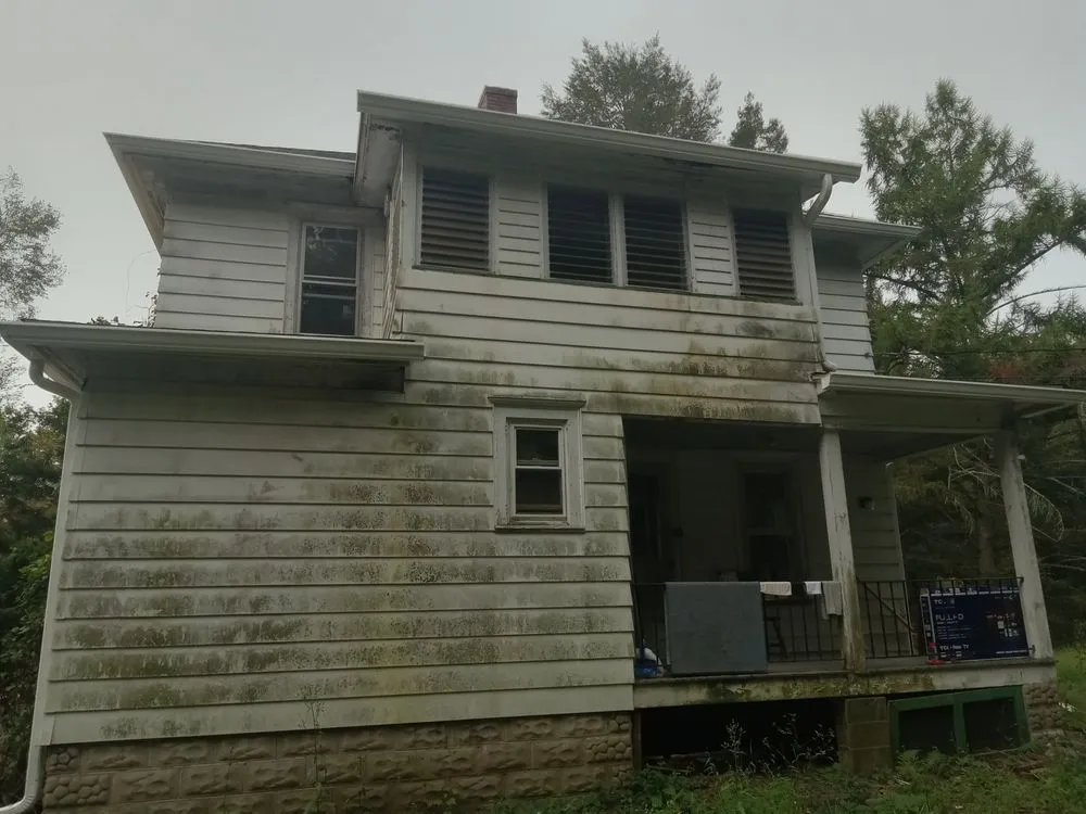 Slide of Ed's Pressure Washing