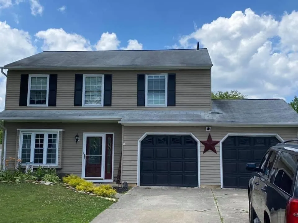 Slide of Ed's Roofing & Siding